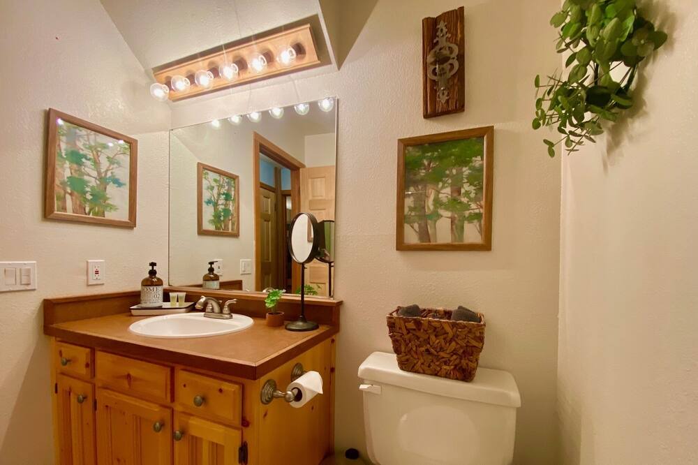 Photo of Bathroom in Shaver Lake