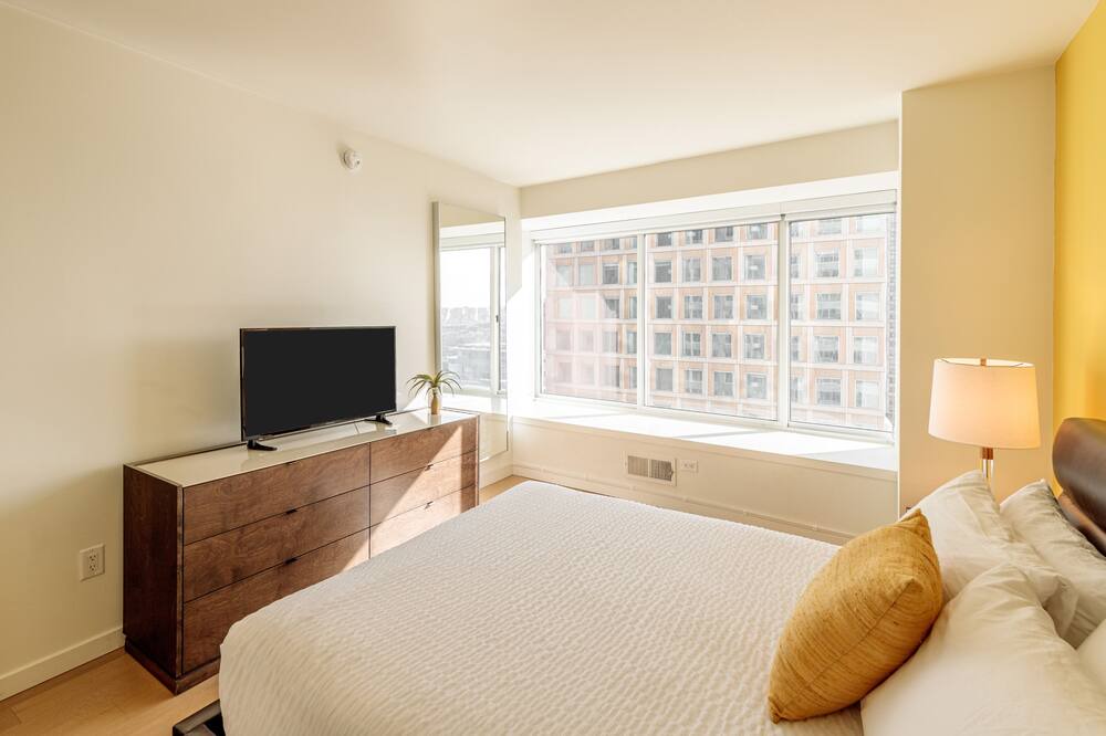 Photo of Bedroom in Downtown San Francisco
