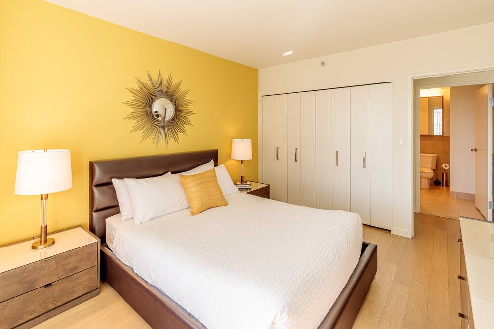 Photo of Bedroom in Downtown San Francisco