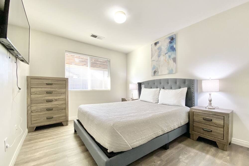 Photo of Bedroom in Rosedale