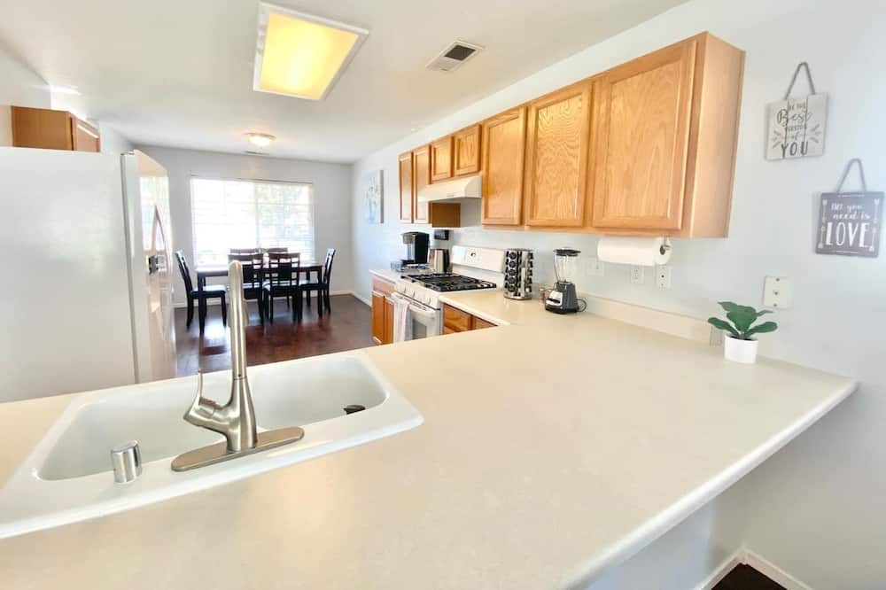 Photo of Kitchen in Visalia