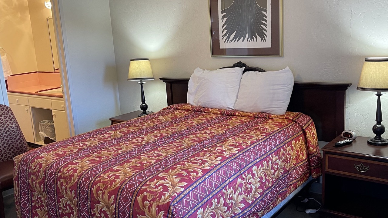 Photo of Bedroom in Red Bluff