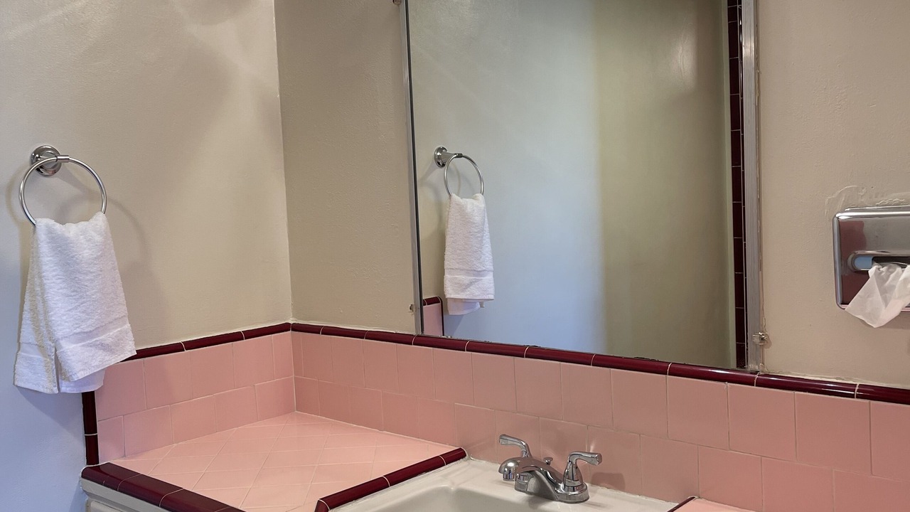 Photo of Bathroom in Red Bluff