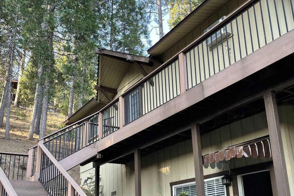 Photo of Outdoor in Groveland