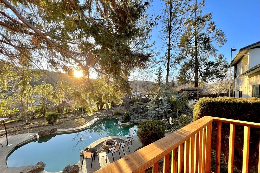 Photo of Outdoor in Mariposa