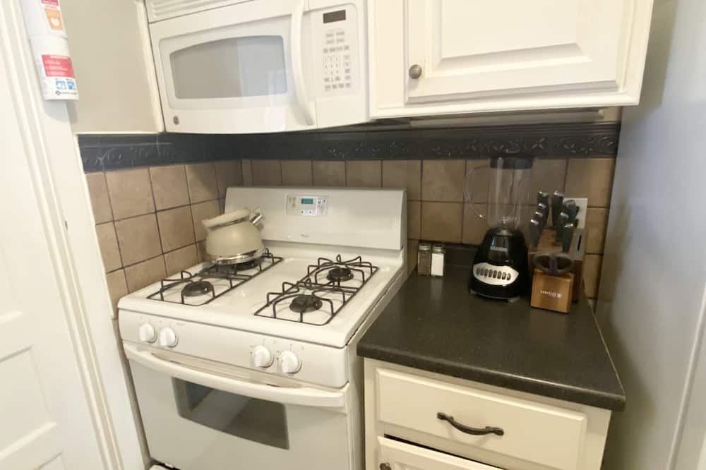 Photo of Kitchen in Tulare