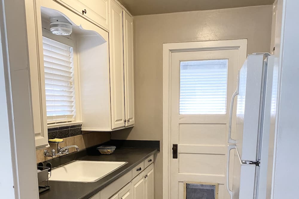Photo of Kitchen in Tulare
