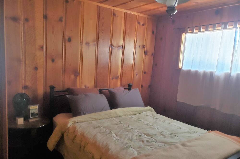 Photo of Bedroom in Twain Harte
