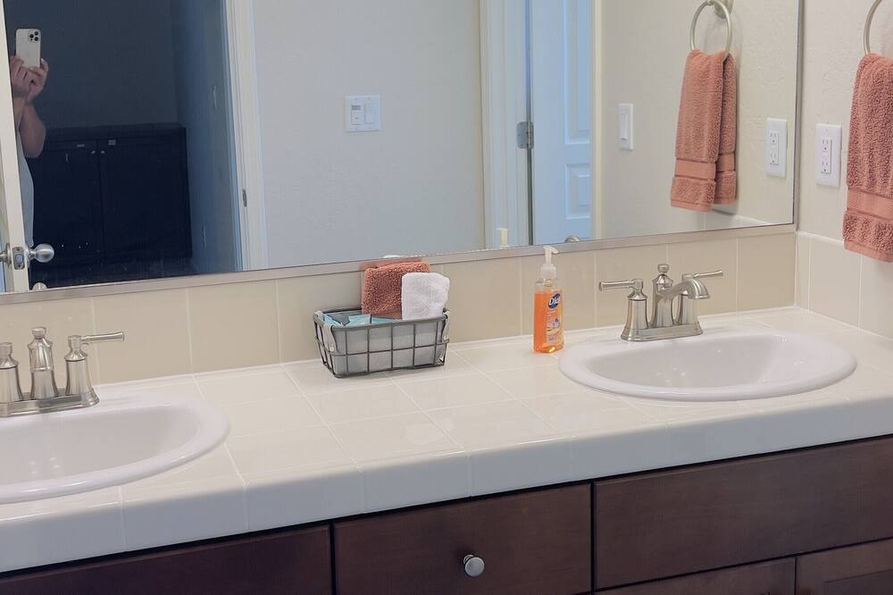Photo of Bathroom in Clovis