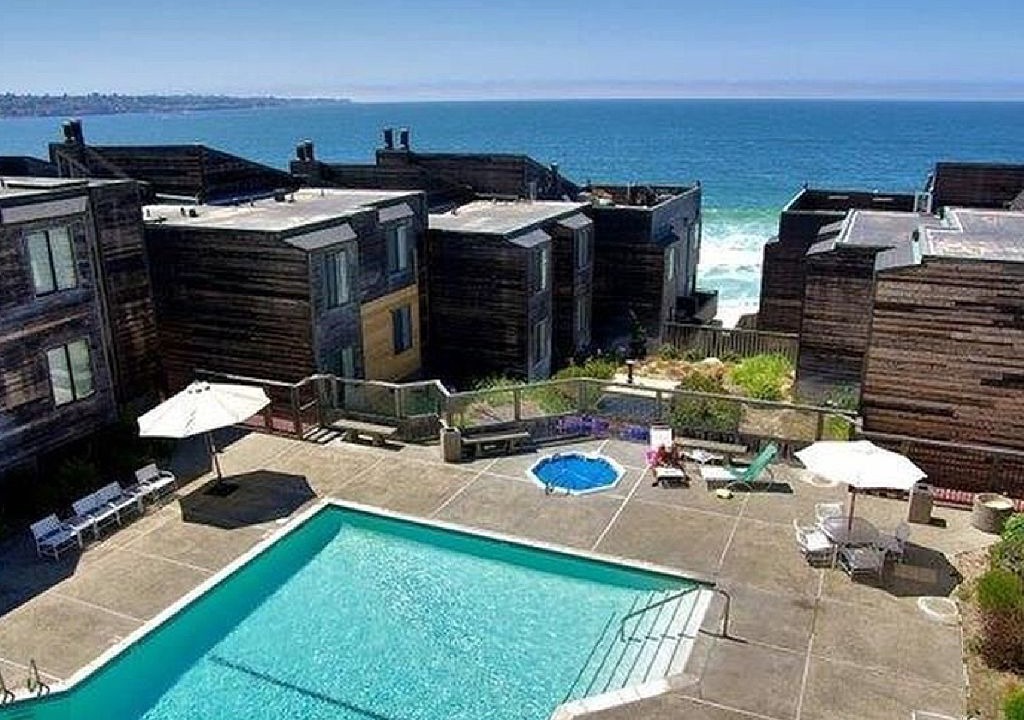 Photo of Outdoor in Monterey