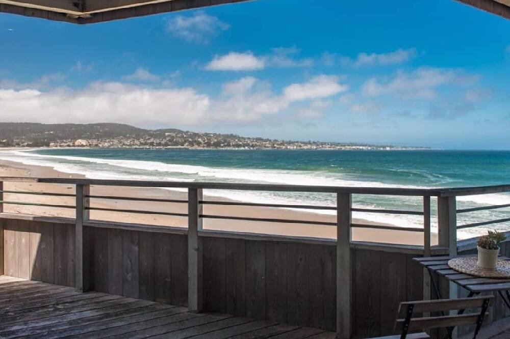 Photo of Bedroom in Monterey