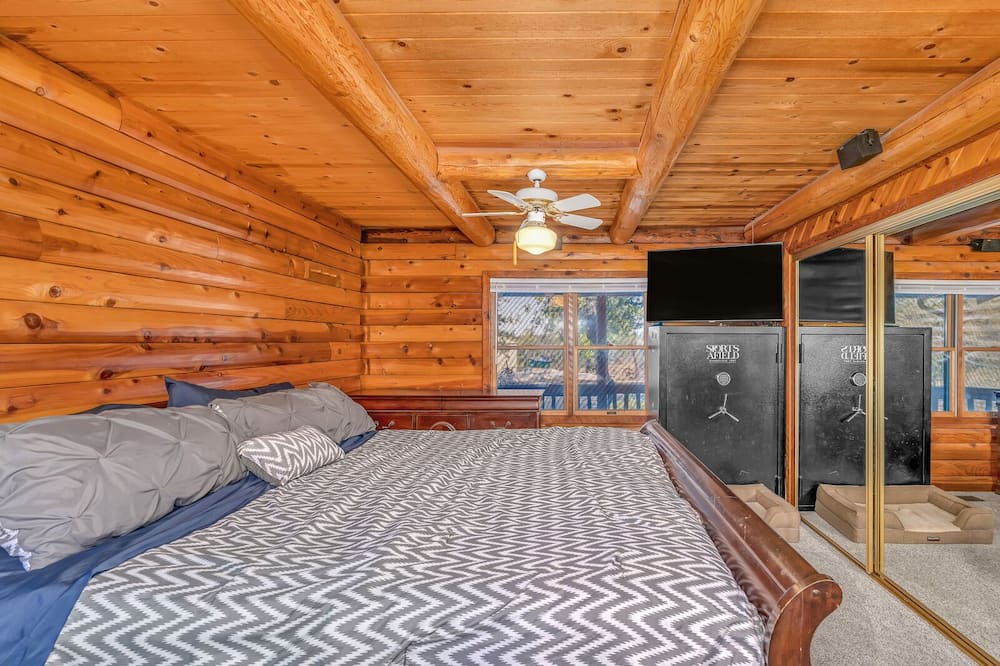 Photo of Bedroom in Coulterville
