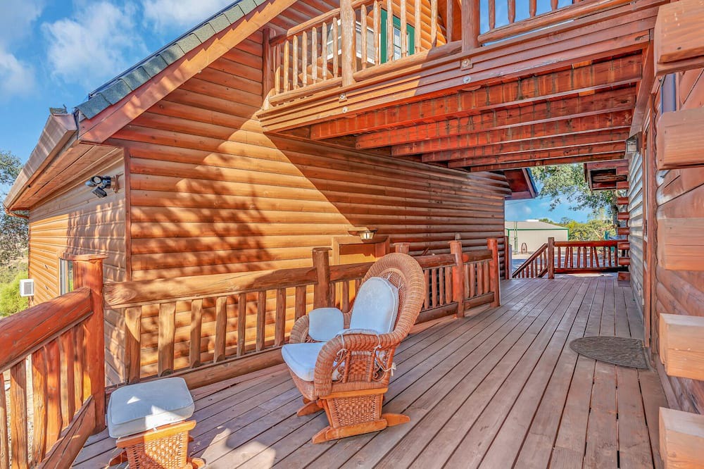 Photo of Patio Balcony in Coulterville