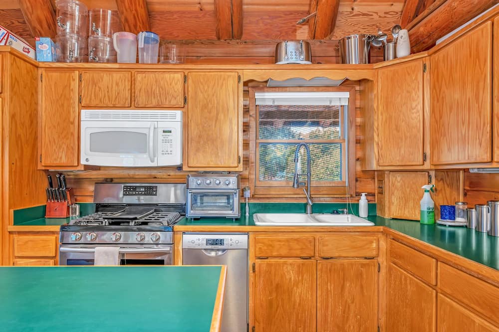Photo of Kitchen in Coulterville