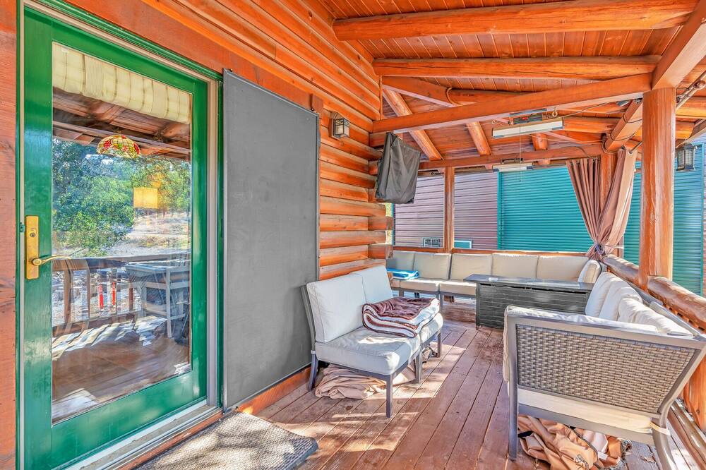 Photo of Patio Balcony in Coulterville