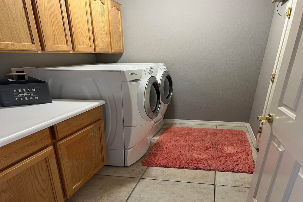 Photo of Bedroom in Sunridge Estates