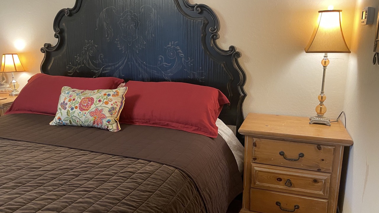 Photo of Bedroom in Los Altos Hills