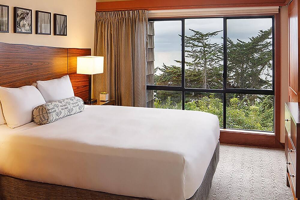 Photo of Bedroom in Carmel Highlands