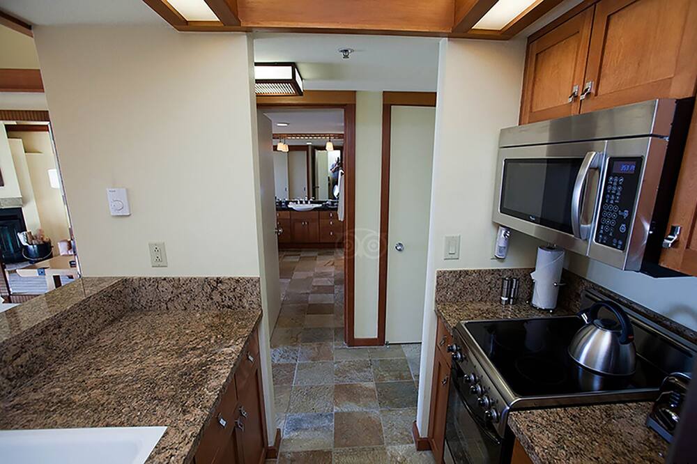 Photo of Kitchen in Carmel Highlands
