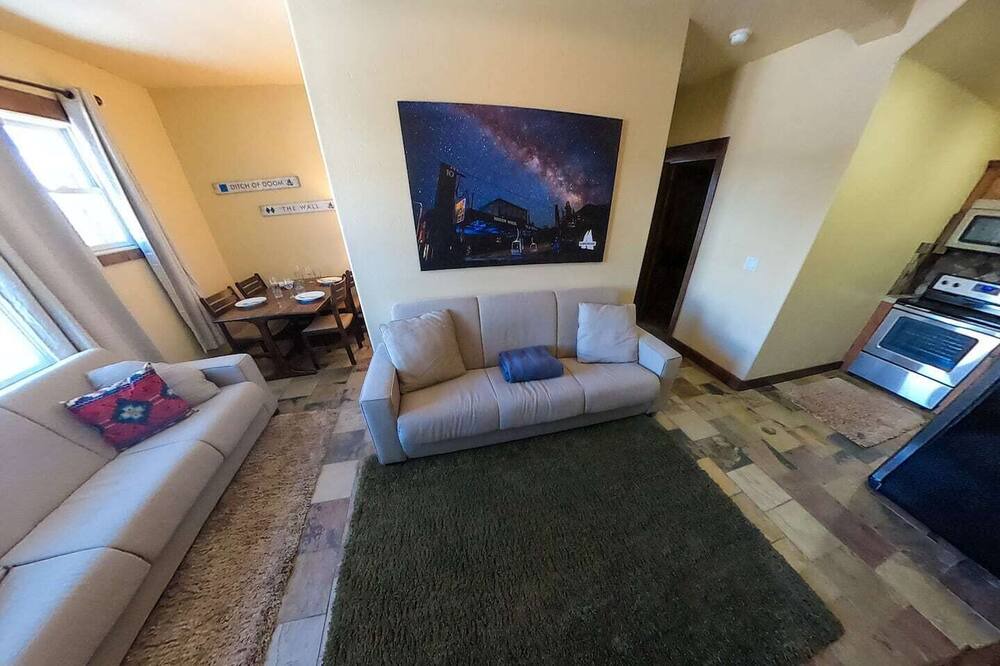 Photo of Livingroom in Kirkwood