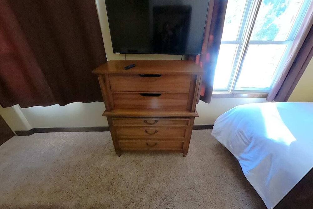 Photo of Bedroom in Kirkwood