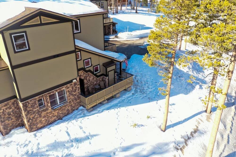 Photo of Outdoor in Kirkwood