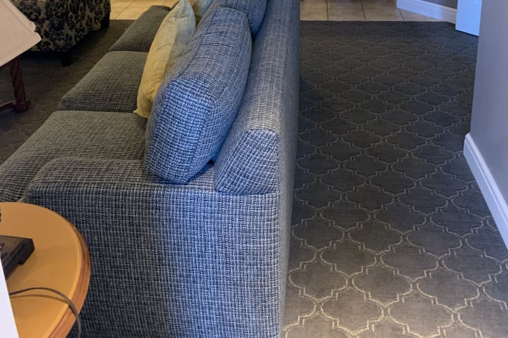 Photo of Livingroom in Napa