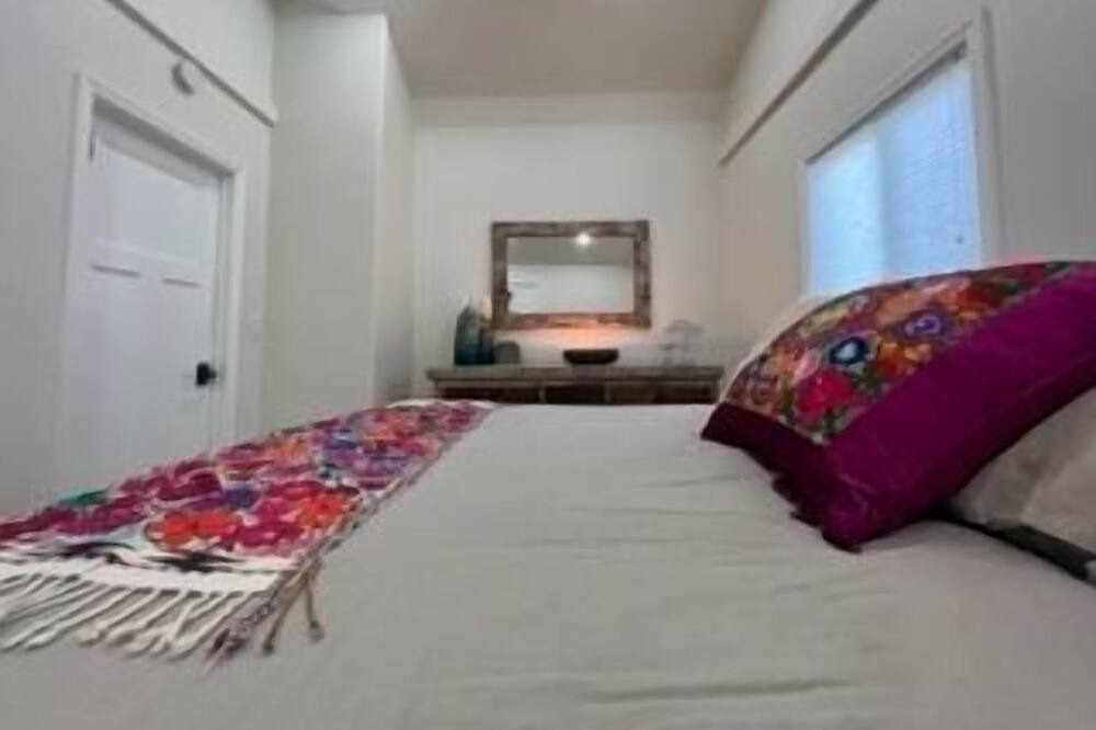 Photo of Bedroom in Park Hill