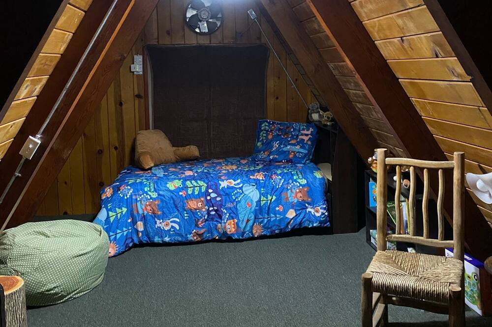 Photo of Bedroom in Wishon
