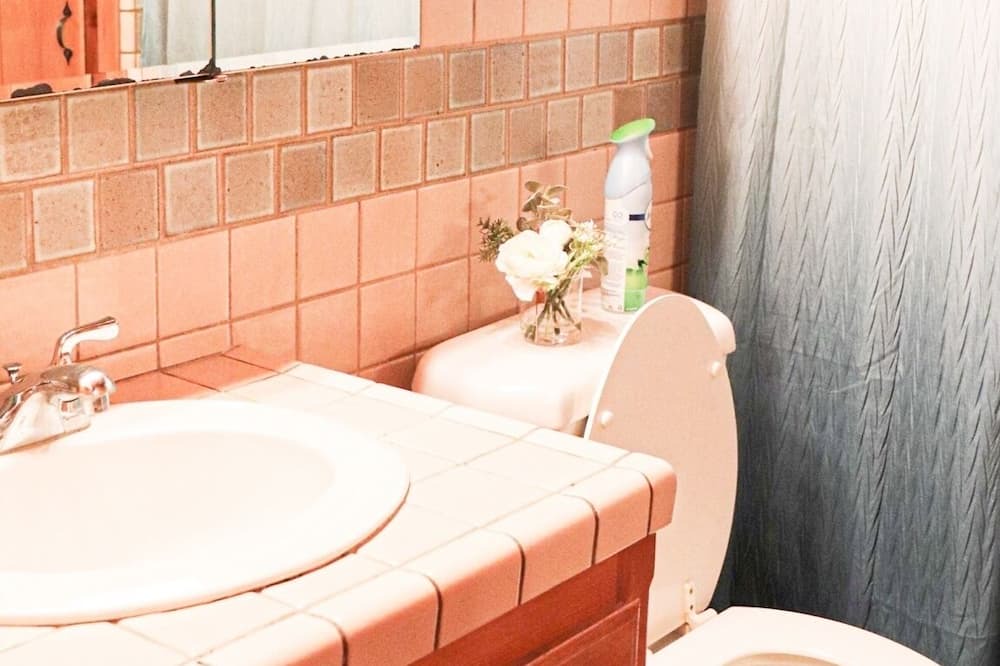 Photo of Bathroom in Wishon
