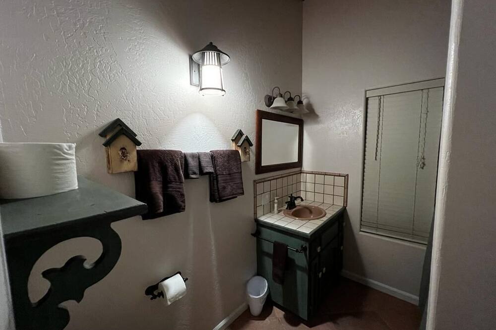 Photo of Bedroom in Coarsegold