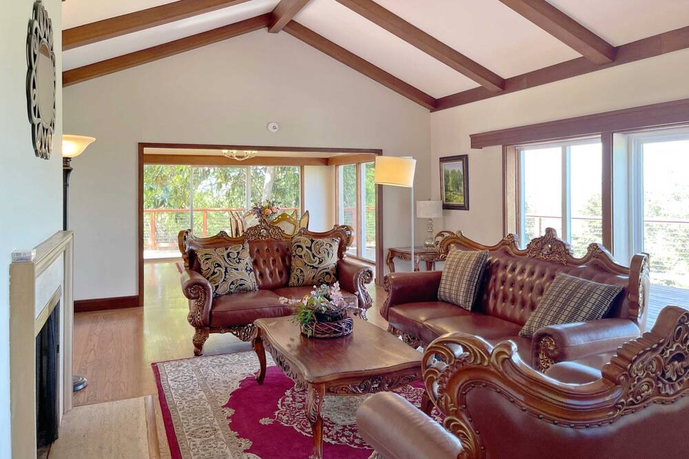 Photo of Others in Los Altos Hills