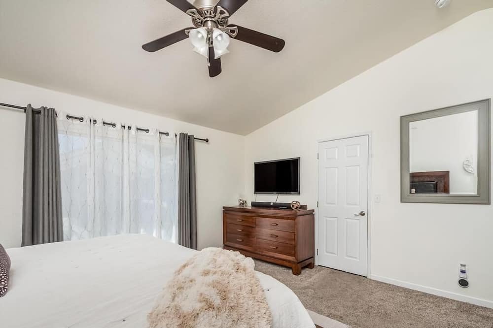 Photo of Bedroom in Lemoore
