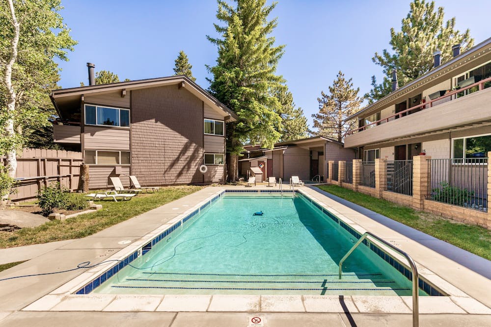 Photo of Outdoor in Mammoth Lakes