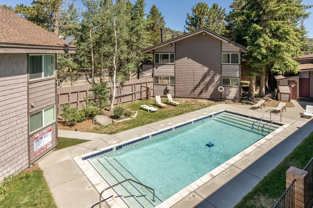 Photo of Outdoor in Mammoth Lakes
