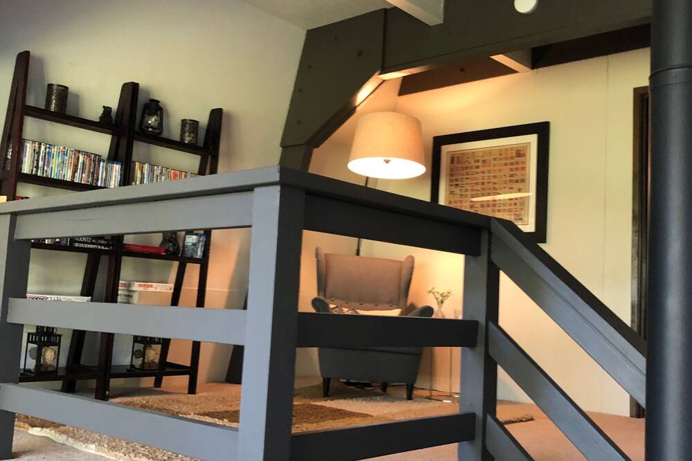 Photo of Bedroom in Cold Springs