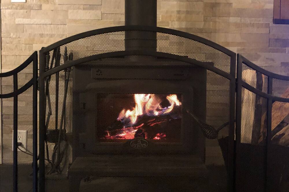 Photo of Livingroom in Cold Springs