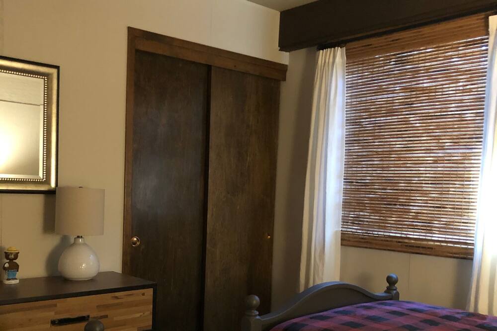 Photo of Bedroom in Cold Springs