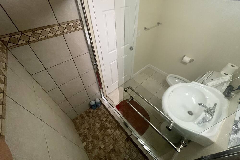 Photo of Bathroom in Hayward
