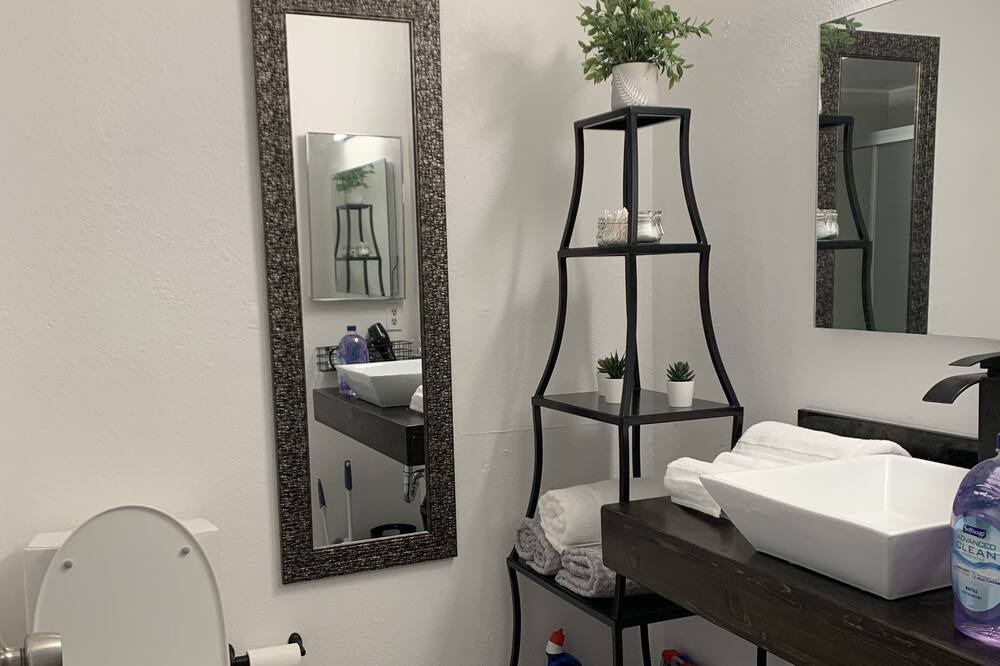 Photo of Bathroom in Florin