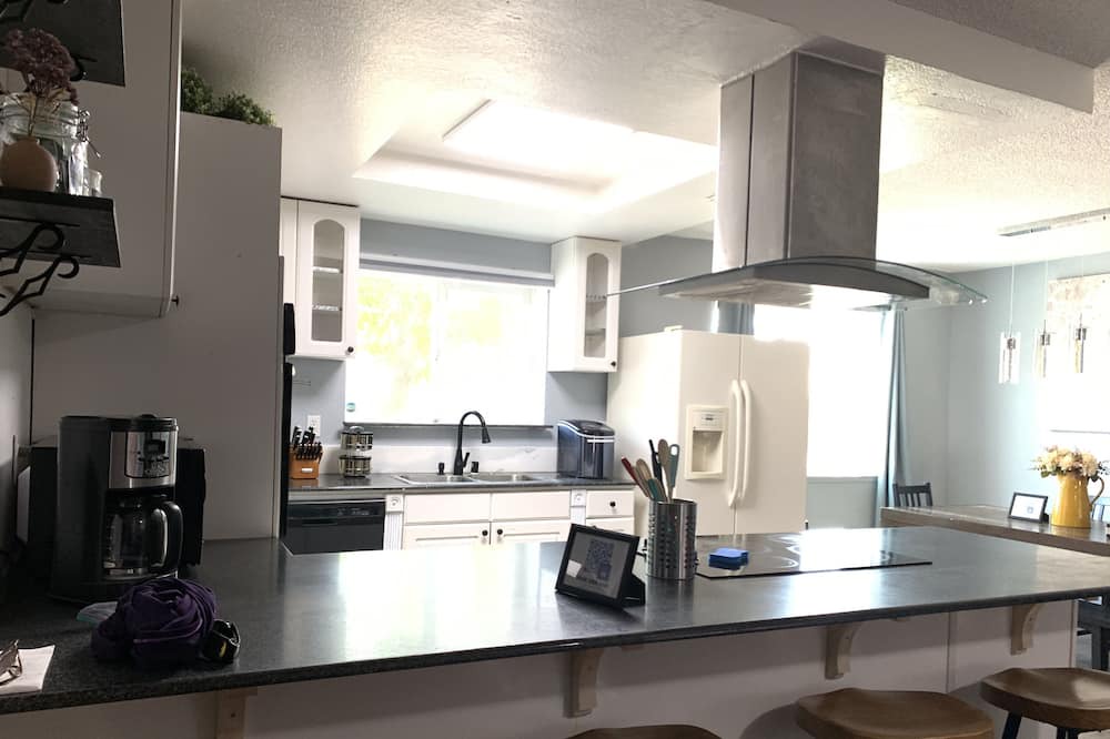 Photo of Kitchen in Florin