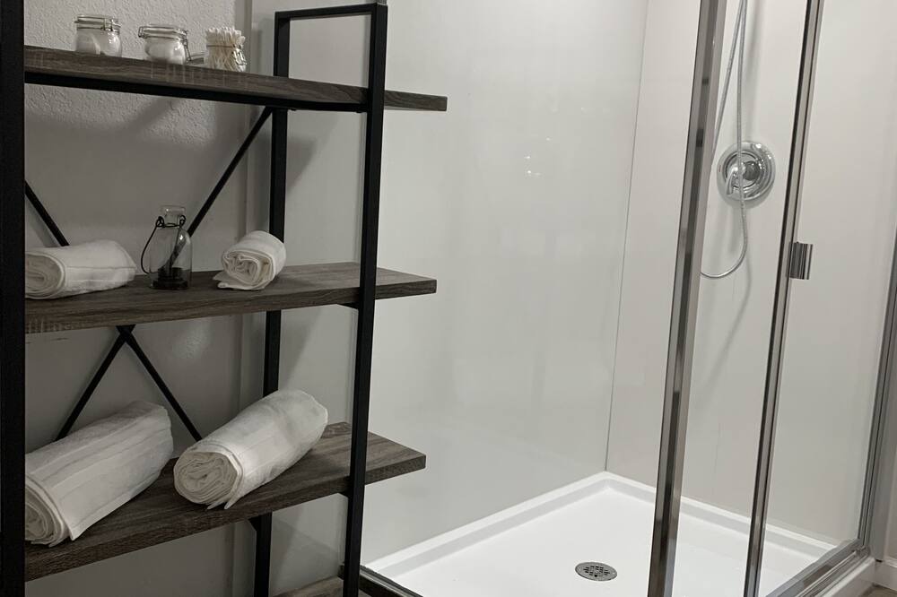 Photo of Bathroom in Florin