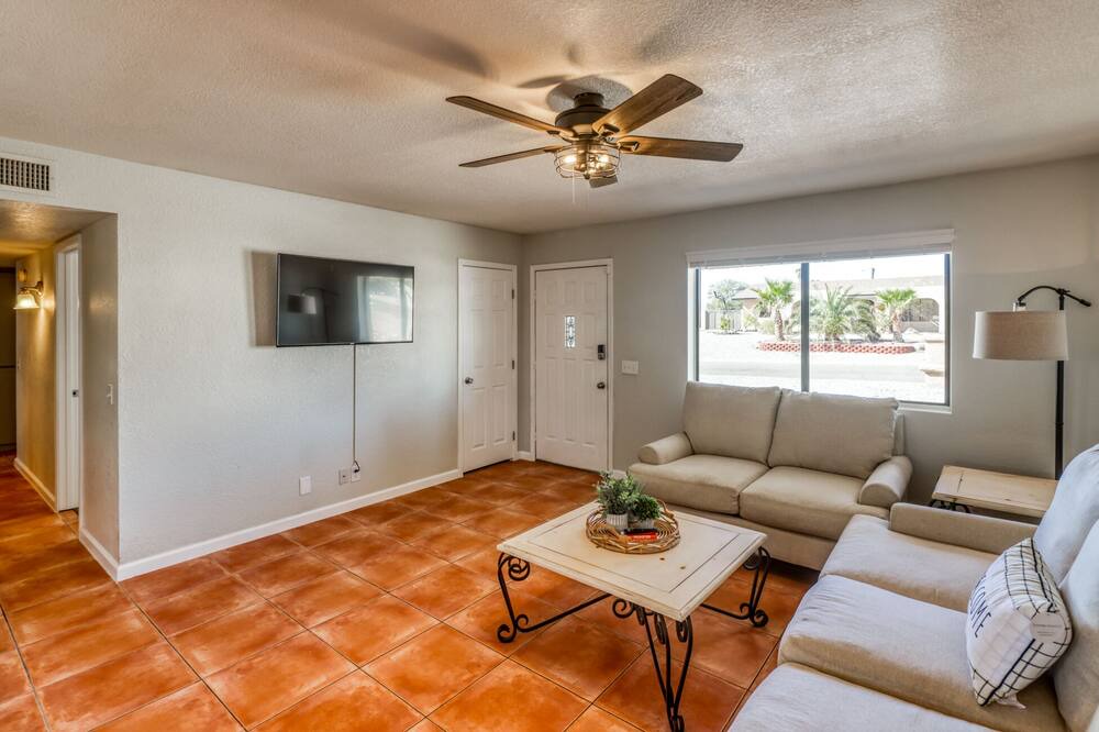 Photo of Livingroom in Lake Havasu City