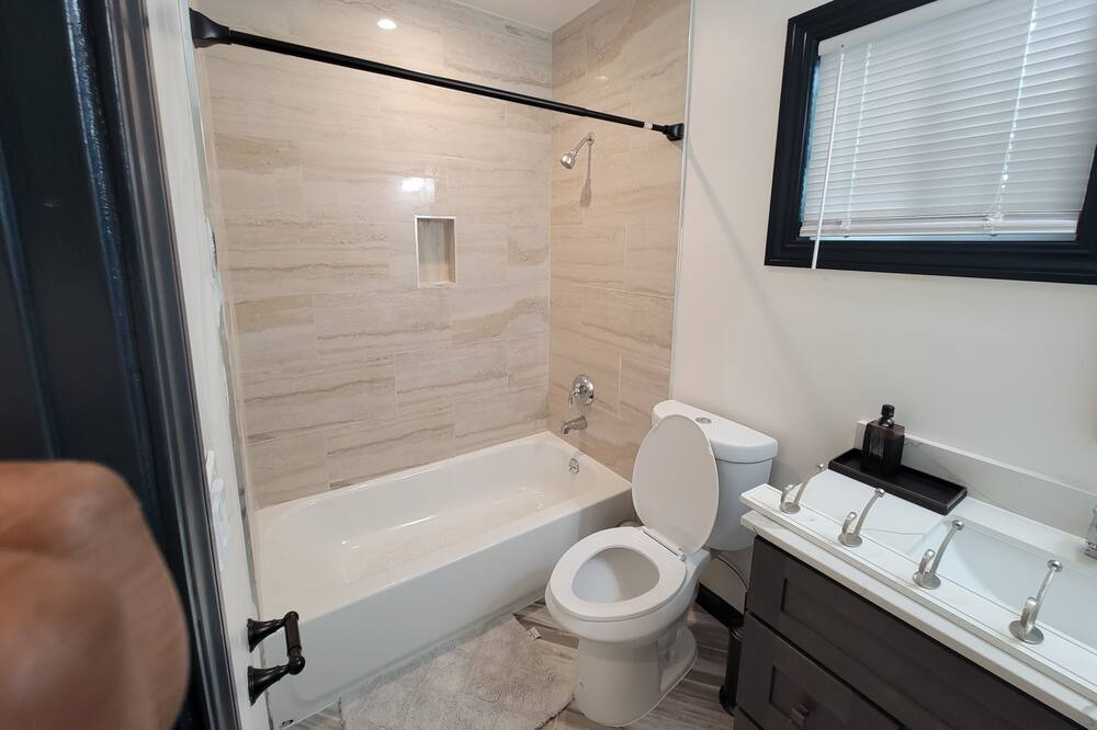 Photo of Bathroom in Castro Valley