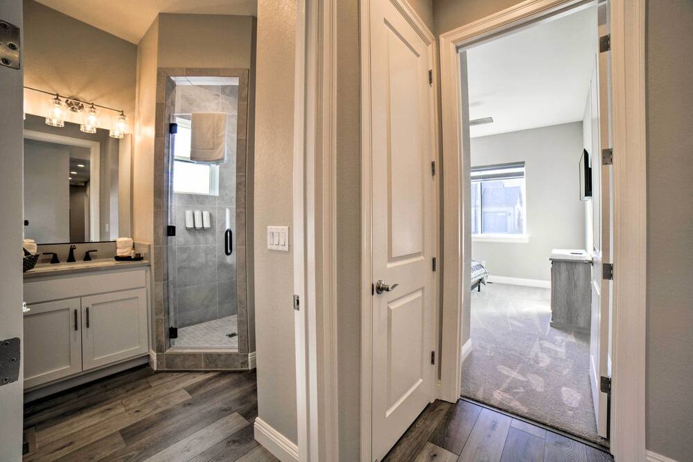 Photo of Bathroom in Carson City