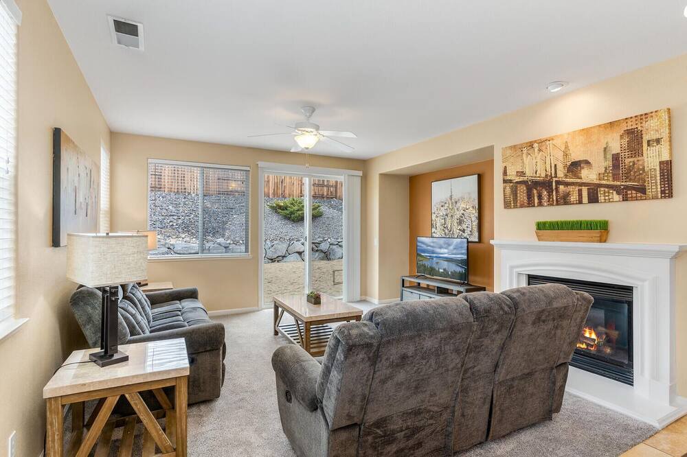 Photo of Livingroom in Reno