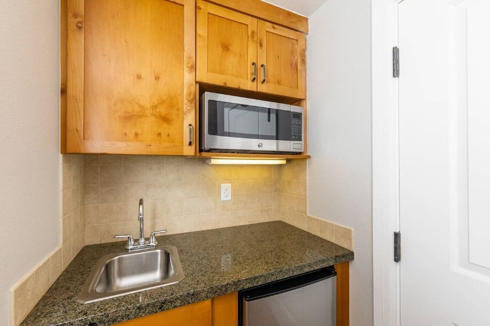 Photo of Kitchen in Stateline