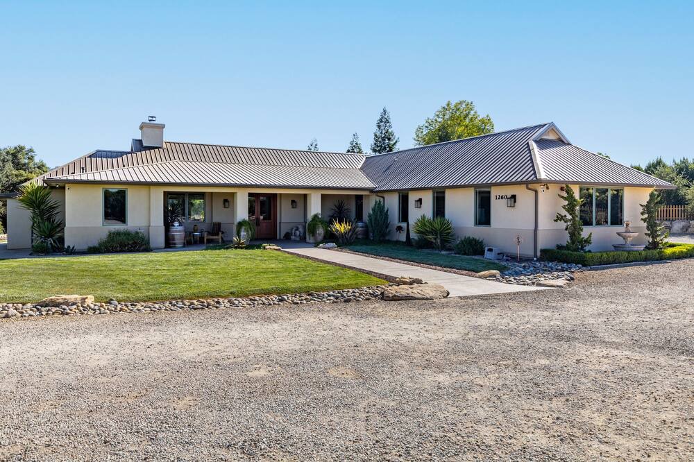 Photo of Outdoor in Templeton