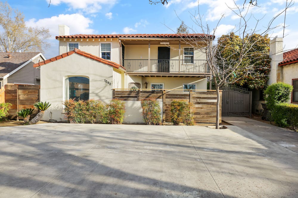 Photo of Outdoor in Tulare