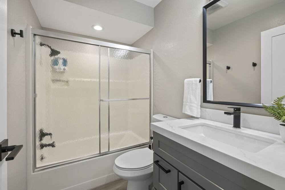 Photo of Bathroom in Discovery Bay